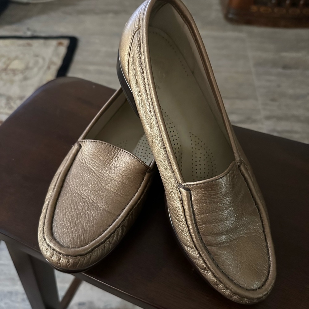 SAS Tripad Comfort Simplify Womens Leather Slip On Loafers